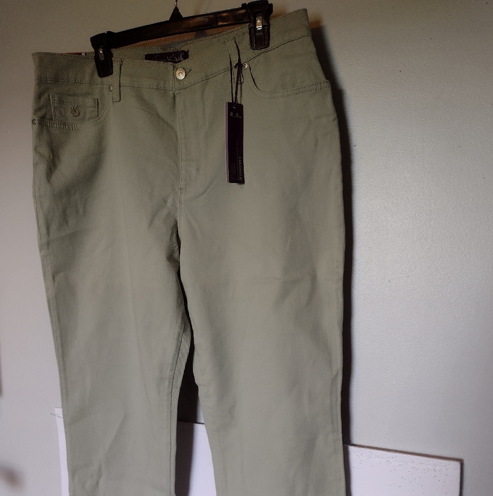 Gloria Vanderbilt Women's New Jeans 16 Short Lights Green
